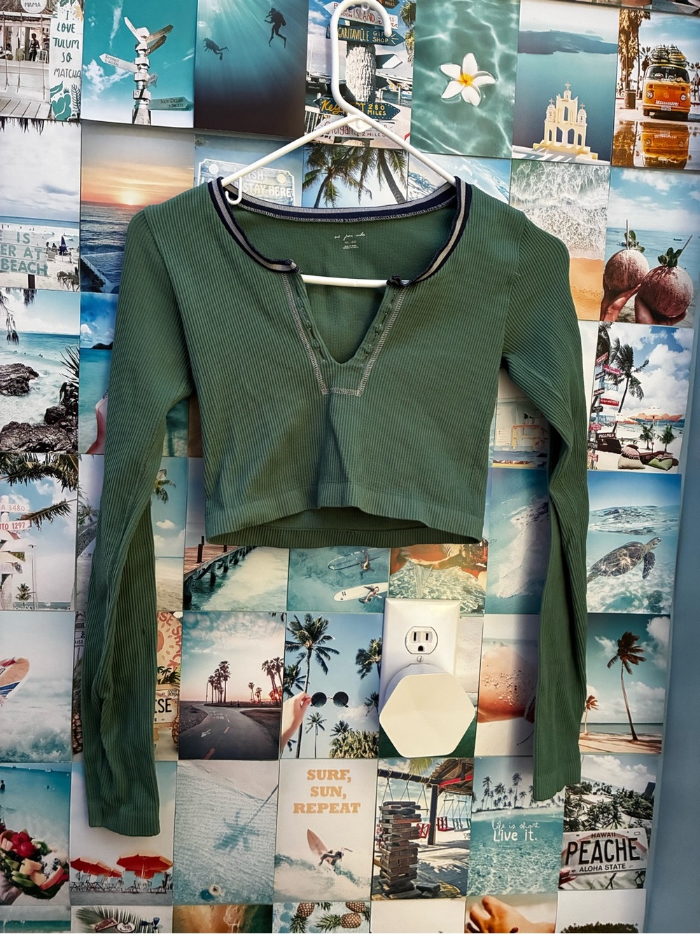 Urban Outfitters (Out from Under) green and navy ribbed long-sleeve cropped top
